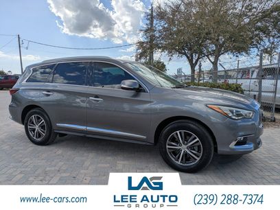 Used 2019 INFINITI QX60 Luxe w/ Essential Package