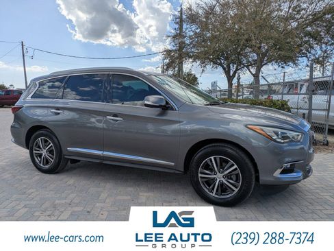 Used 2019 INFINITI QX60 Luxe w/ Essential Package image 1