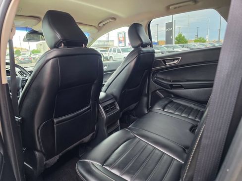Used 2020 Ford Edge SEL AWD/4WD image 11
