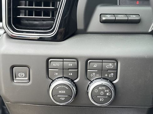 New 2026 GMC Sierra 2500 AT4X AWD/4WD image 20