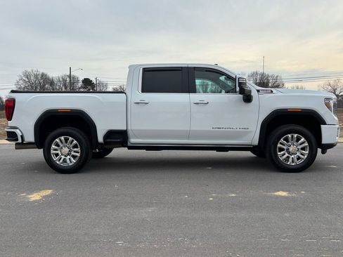 Used 2023 GMC Sierra 2500 Denali w/ Denali Ultimate Package image 4