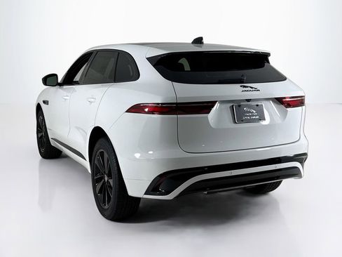 Certified 2025 Jaguar F-PACE R-Dynamic S AWD/4WD image 3