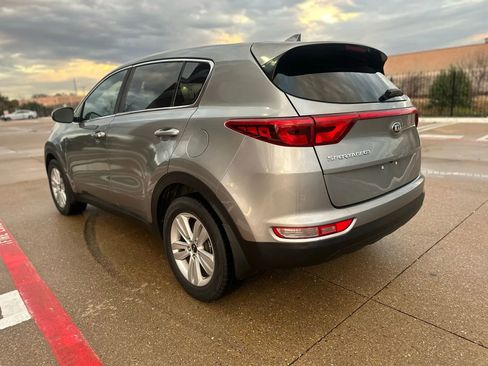 Used 2019 Kia Sportage LX image 19
