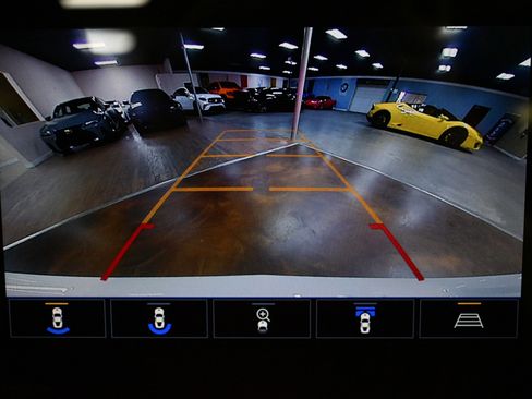 Used 2022 Chevrolet Corvette Stingray Preferred Conv w/ Z51 Performance Package RWD image 40