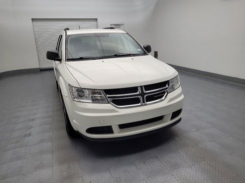 Used 2017 Dodge Journey SE FWD image 14