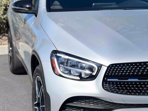 Used 2020 Mercedes-Benz GLC 300 4MATIC image 32