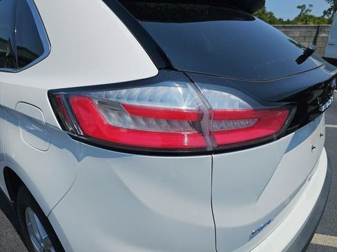 Used 2024 Ford Edge SEL AWD/4WD image 34