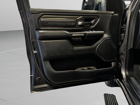 Used 2020 RAM 1500 Limited w/ Body Color Bumper Group image 36