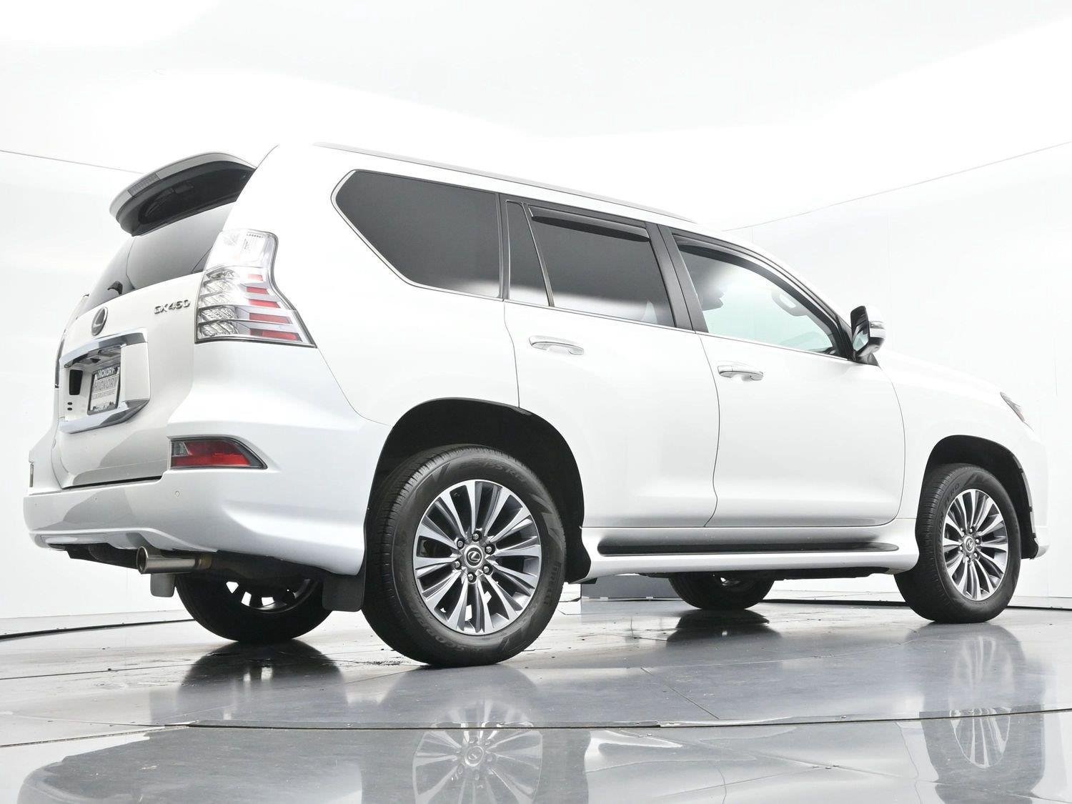 Used 2021 Lexus GX 460 Luxury w/ Accessory Package AWD/4WD image 61