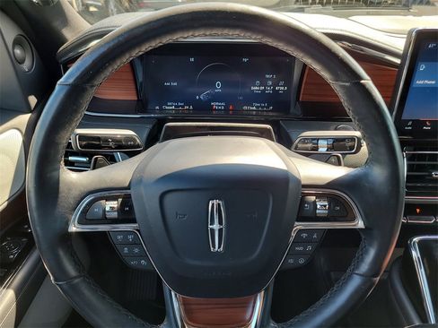 Certified 2023 Lincoln Navigator Reserve image 30