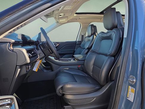 New 2026 Lincoln Aviator Reserve image 16