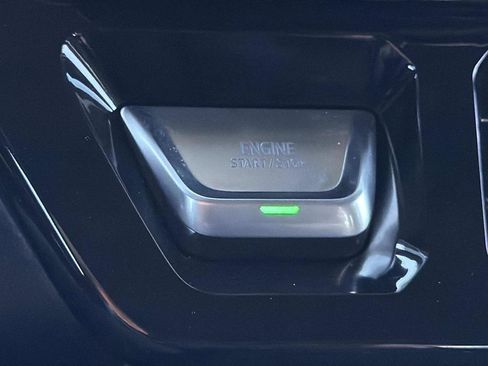 Used 2024 GMC Sierra 2500 AT4 w/ AT4 Premium Plus Package image 21