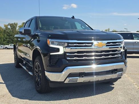 Used 2024 Chevrolet Silverado 1500 LTZ w/ LTZ Premium Package image 7