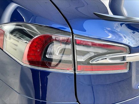 Used 2020 Tesla Model S Performance AWD/4WD image 24