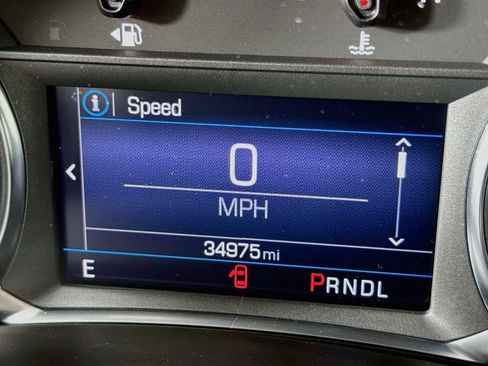 Used 2022 Chevrolet Equinox LT AWD/4WD image 2