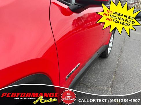 Used 2020 Jeep Renegade Latitude w/ Cold Weather Group image 21