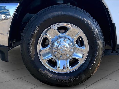 Used 2024 RAM 2500 Tradesman w/ Towing Technology Group image 9