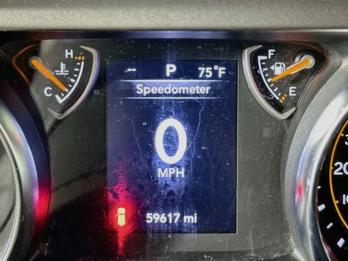 Used 2022 Jeep Wrangler Unlimited Sport AWD/4WD image 18