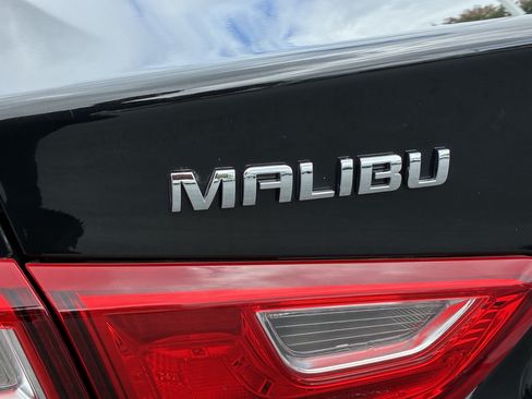 Used 2024 Chevrolet Malibu LT FWD image 11