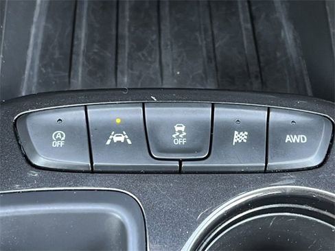 Used 2025 Chevrolet TrailBlazer LT image 26