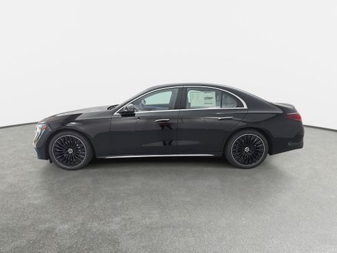New 2026 Mercedes-Benz E 350 4MATIC Sedan image 8