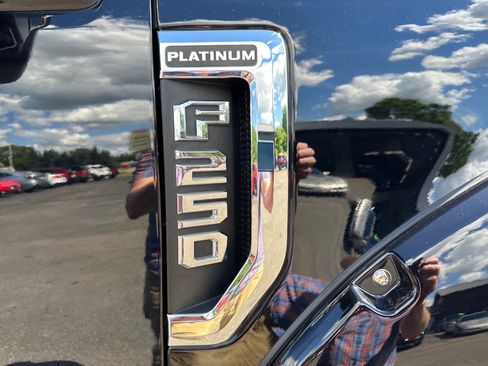 Used 2021 Ford F250 Platinum AWD/4WD image 16