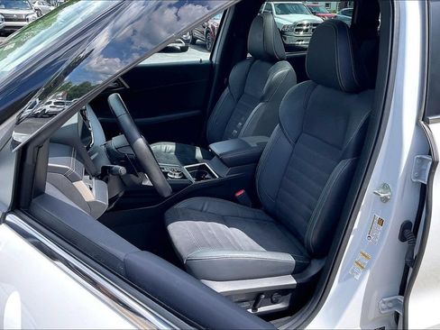 Used 2022 Mitsubishi Outlander SE AWD/4WD image 24