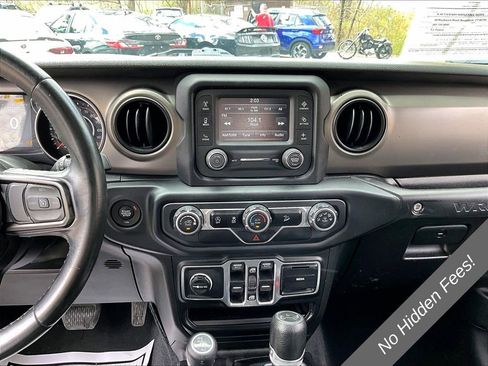 Used 2018 Jeep Wrangler Unlimited Sport S AWD/4WD image 28