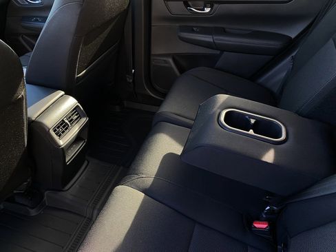 Used 2025 Honda CR-V EX image 29