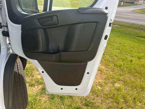 New 2026 RAM ProMaster 1500 w/ Convenience Group FWD image 24