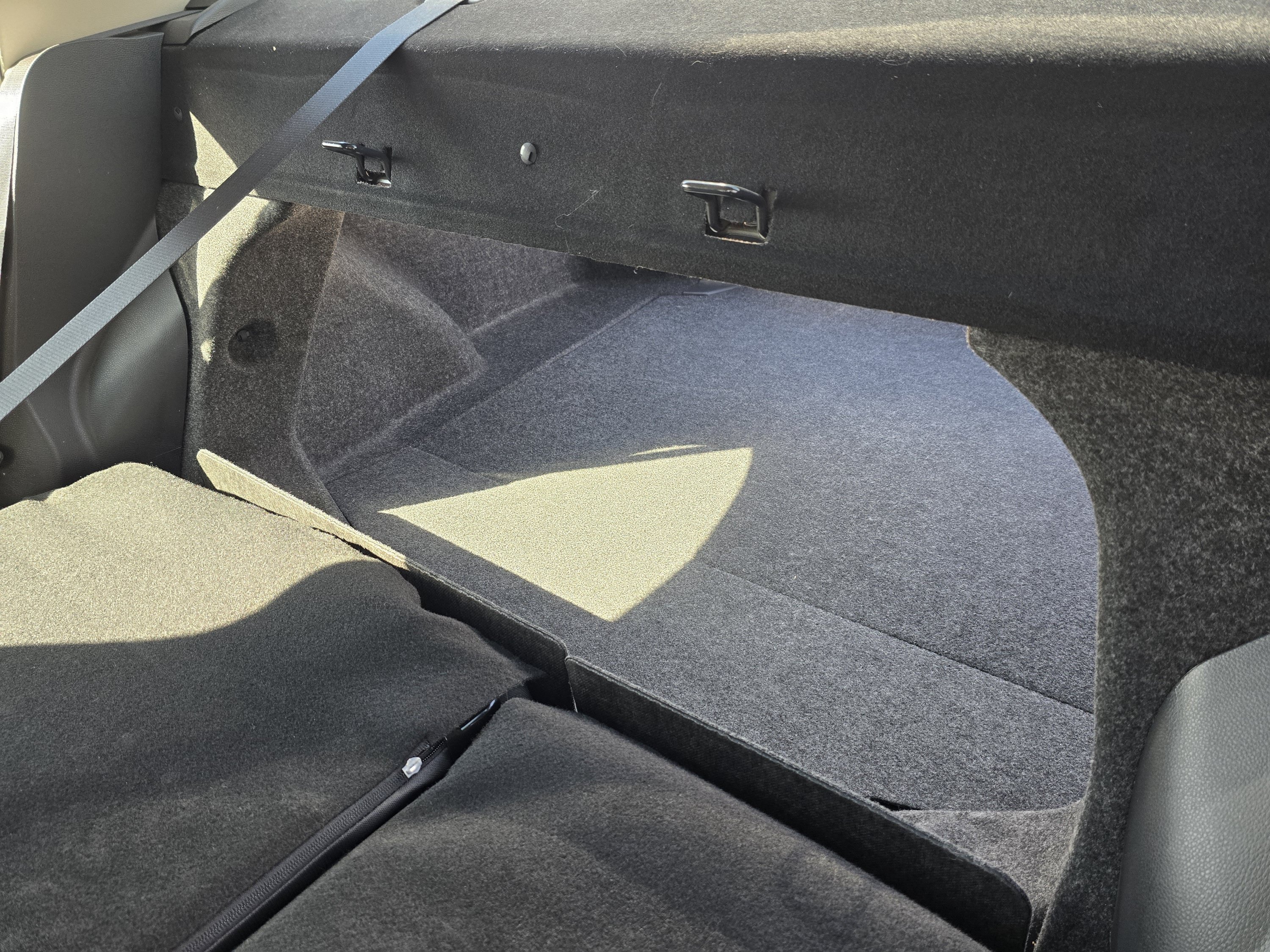 Used 2025 Toyota Corolla LE FWD image 28
