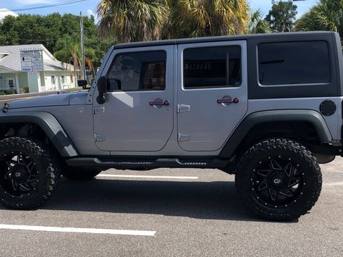 Used 2015 Jeep Wrangler Unlimited Sport w/ Quick Order Package 24S AWD/4WD image 6