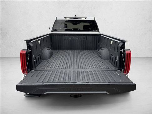 Used 2022 Toyota Tundra Limited w/ Power Package AWD/4WD image 7