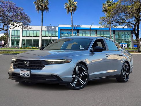 Used 2023 Honda Accord Sport image 1