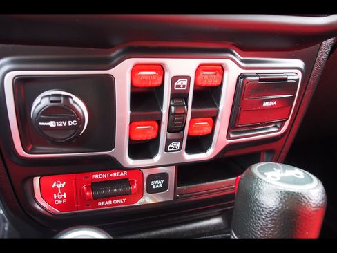 Used 2018 Jeep Wrangler Unlimited Rubicon image 27