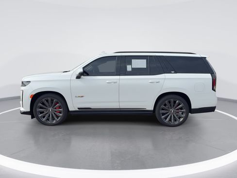 Used 2023 Cadillac Escalade V w/ Heavy-Duty Trailer Package AWD/4WD image 6
