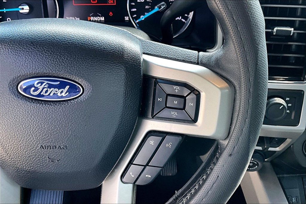 Used 2020 Ford F350 Lariat w/ Lariat Ultimate Package AWD/4WD image 15