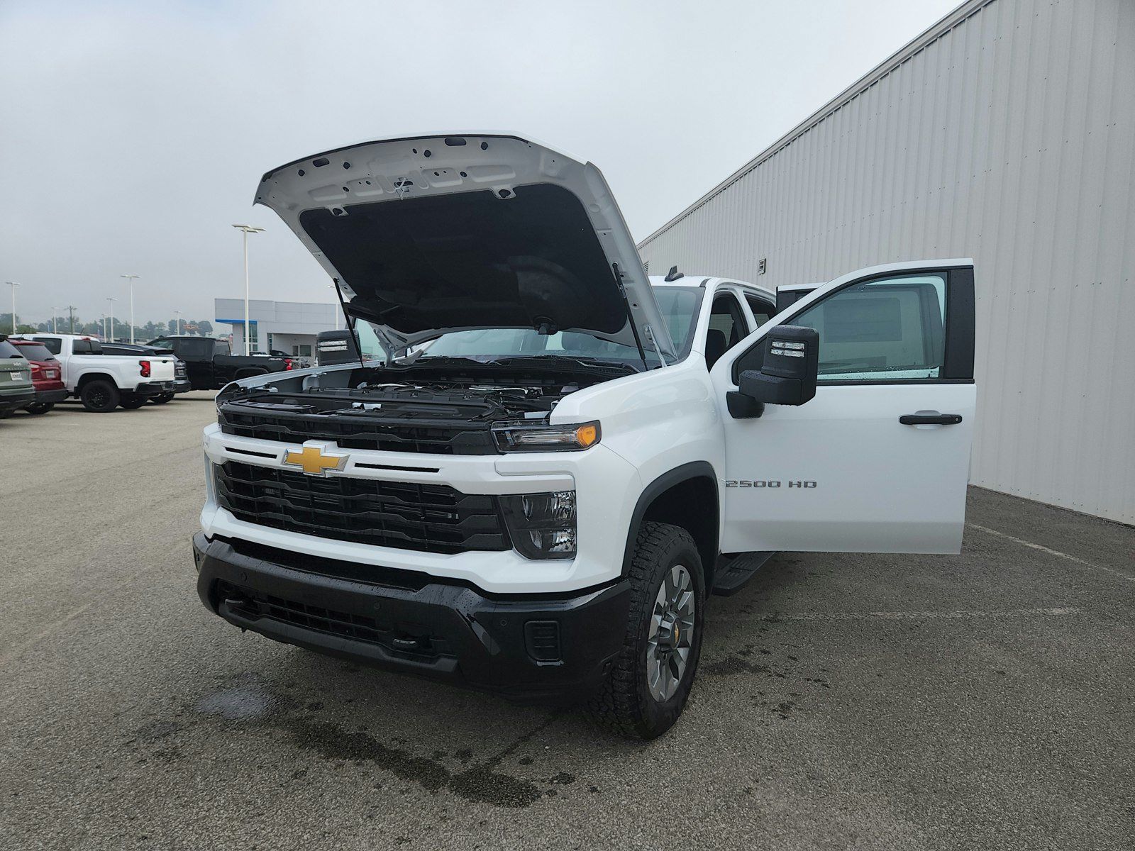 New 2026 Chevrolet Silverado 2500 Custom w/ Custom Value Package AWD/4WD image 31