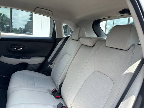 Used 2023 Honda HR-V LX image 5