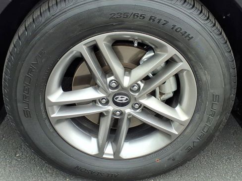 Used 2018 Hyundai Santa Fe Sport image 12