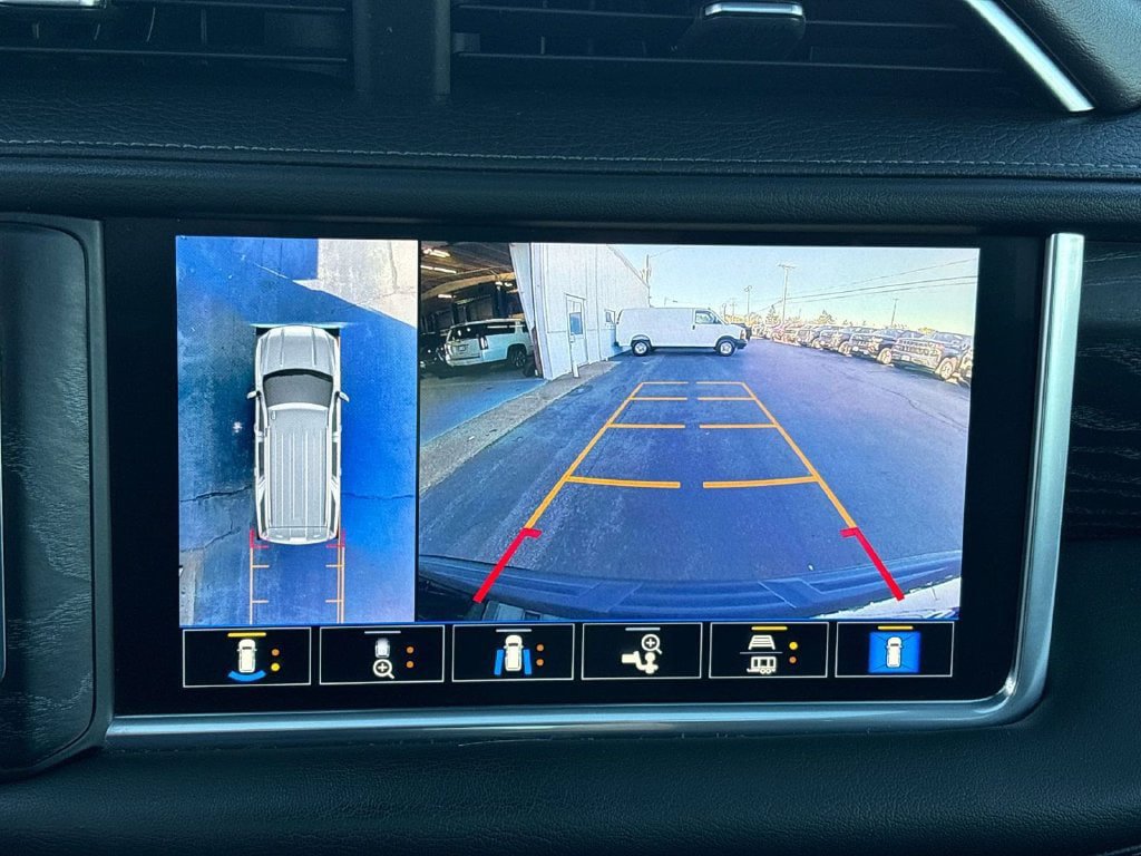 Used 2021 GMC Yukon Denali AWD/4WD image 29