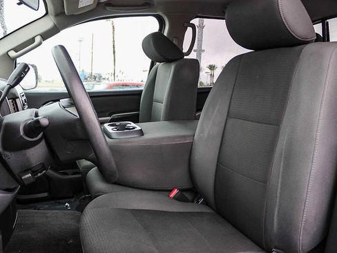 Used 2015 Nissan Titan S image 15