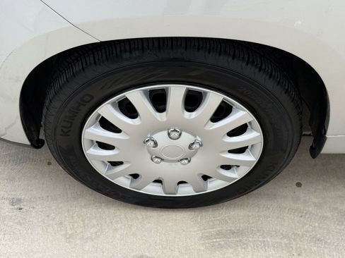 Used 2015 FIAT 500L Pop FWD image 14