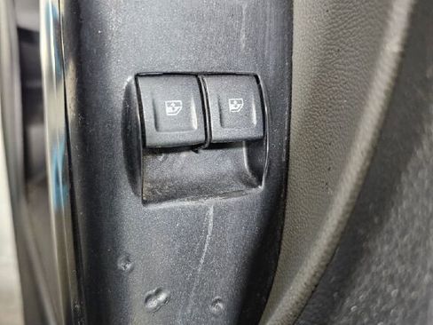 Used 2018 Chevrolet Colorado W/T image 18