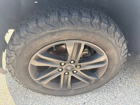 Used 2021 Ford F150 XLT w/ Equipment Group 302A High AWD/4WD image 9
