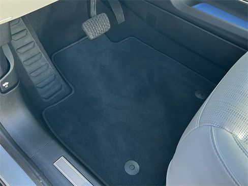 Used 2024 Cadillac Lyriq Sport image 18