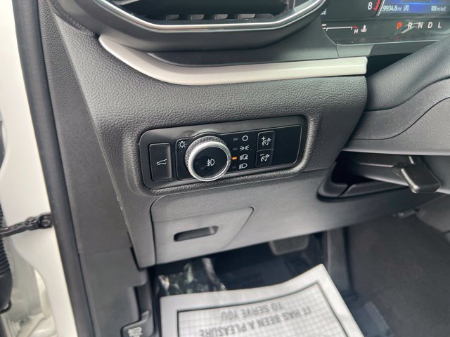 Used 2024 Ford Explorer XLT w/ Equipment Group 202A AWD/4WD image 20