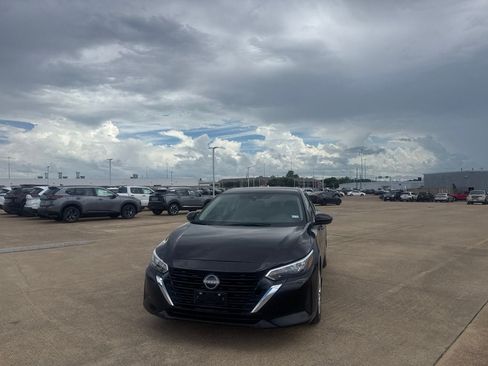 Certified 2024 Nissan Sentra S FWD image 7