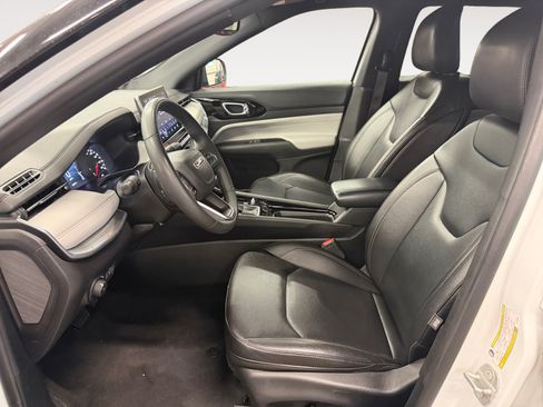 Used 2024 Jeep Compass Limited AWD/4WD image 22