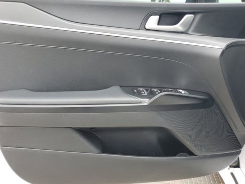 Used 2023 Kia K5 GT-Line image 22